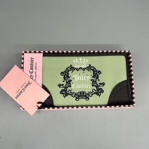 Juicy couture heritage large zip wallet